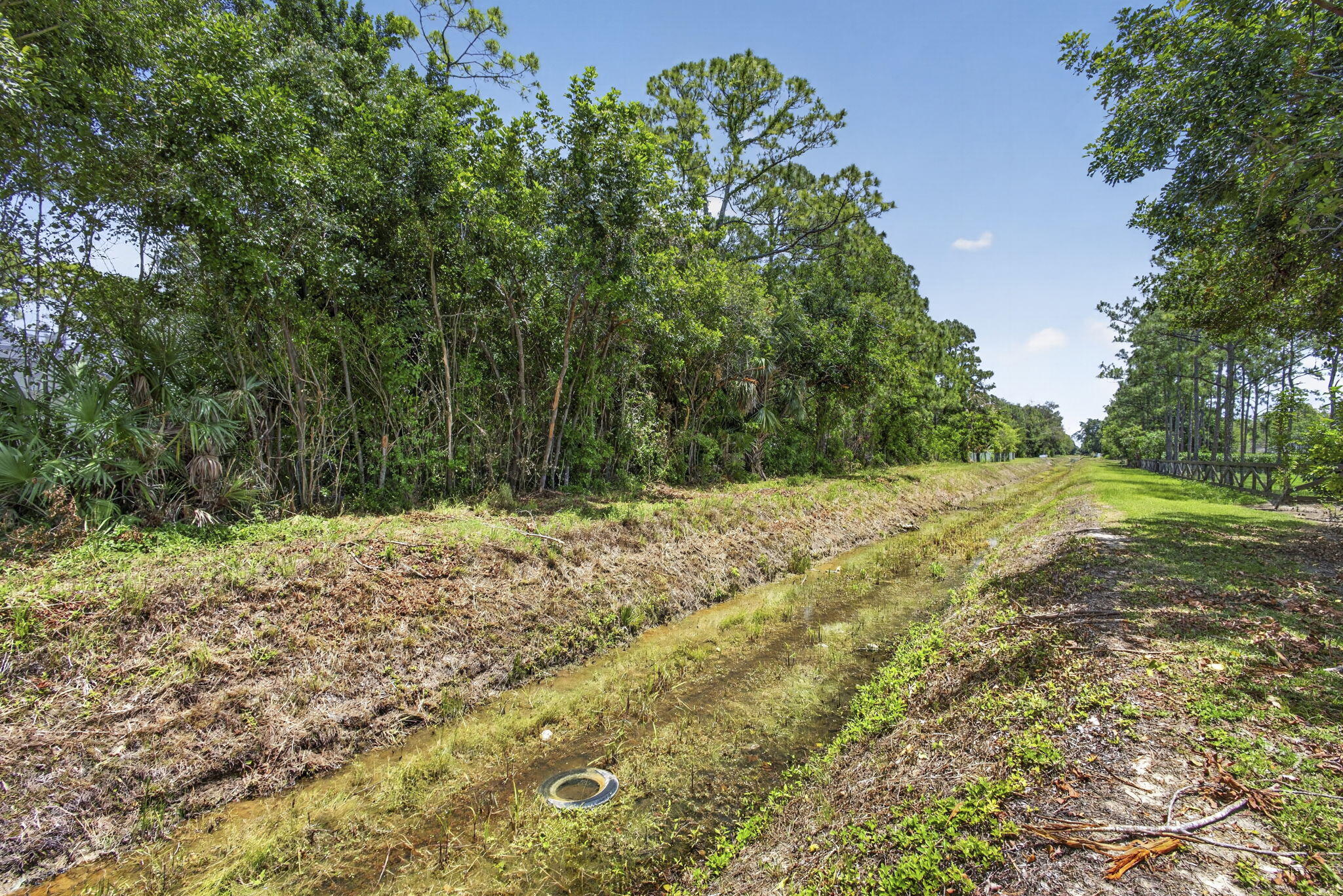 ACREAGE & UNREL - Residential