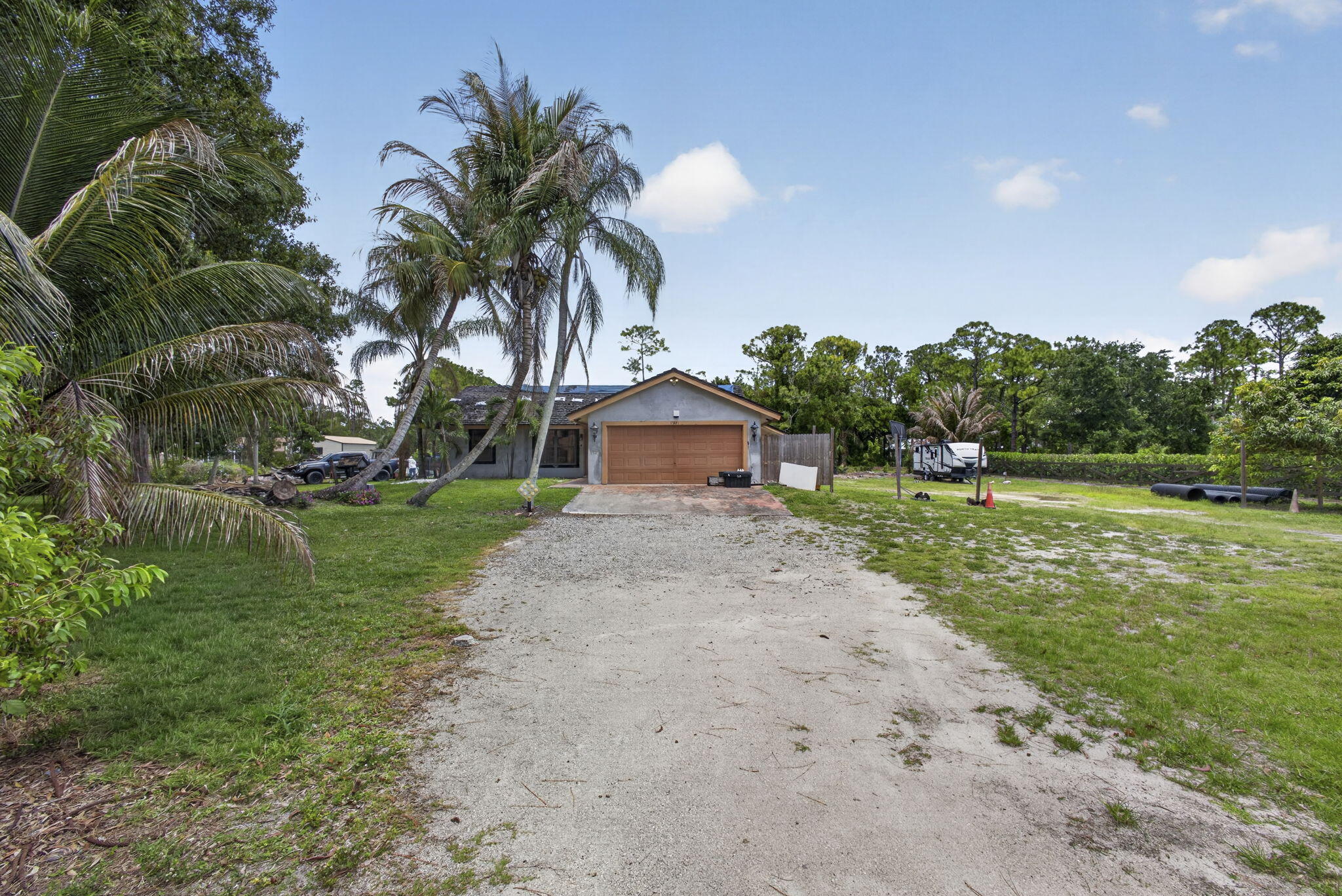 ACREAGE & UNREL - Residential