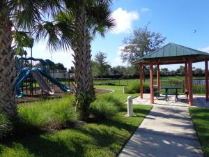 Fairway Landings - Residential