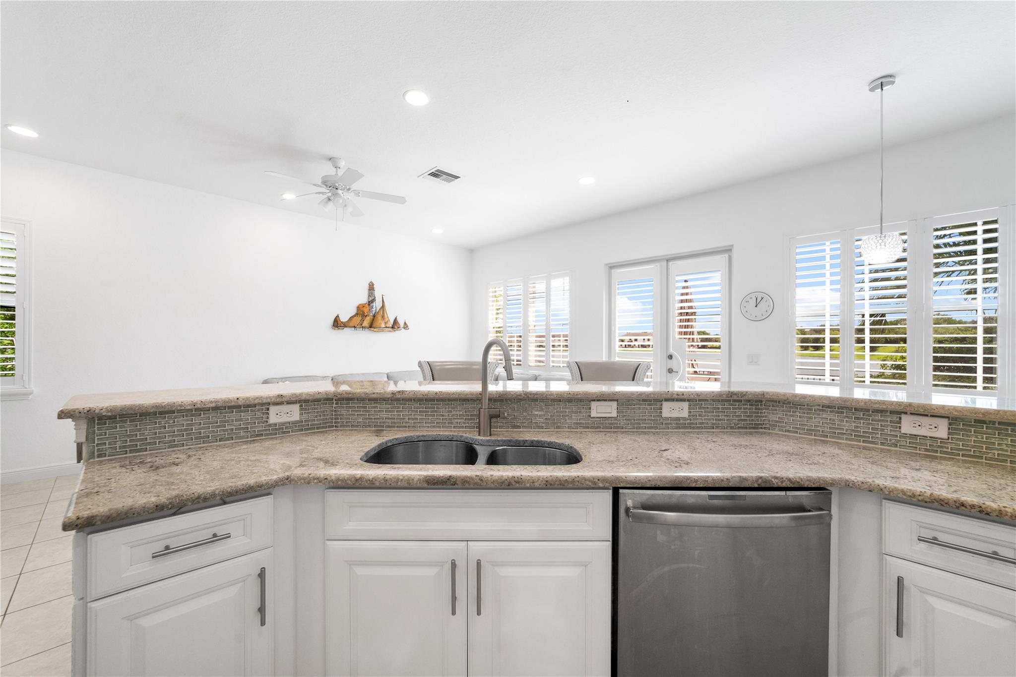 MiraLago - Residential