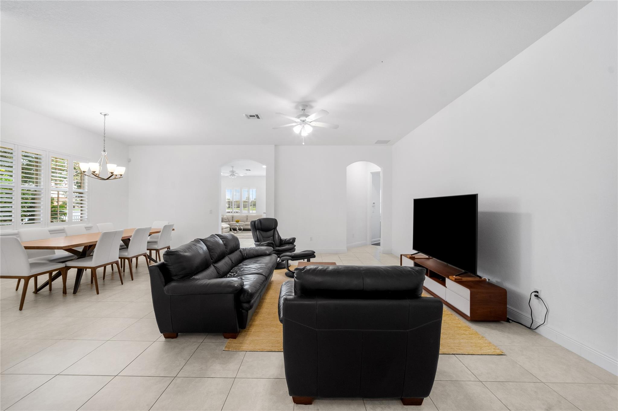 MiraLago - Residential