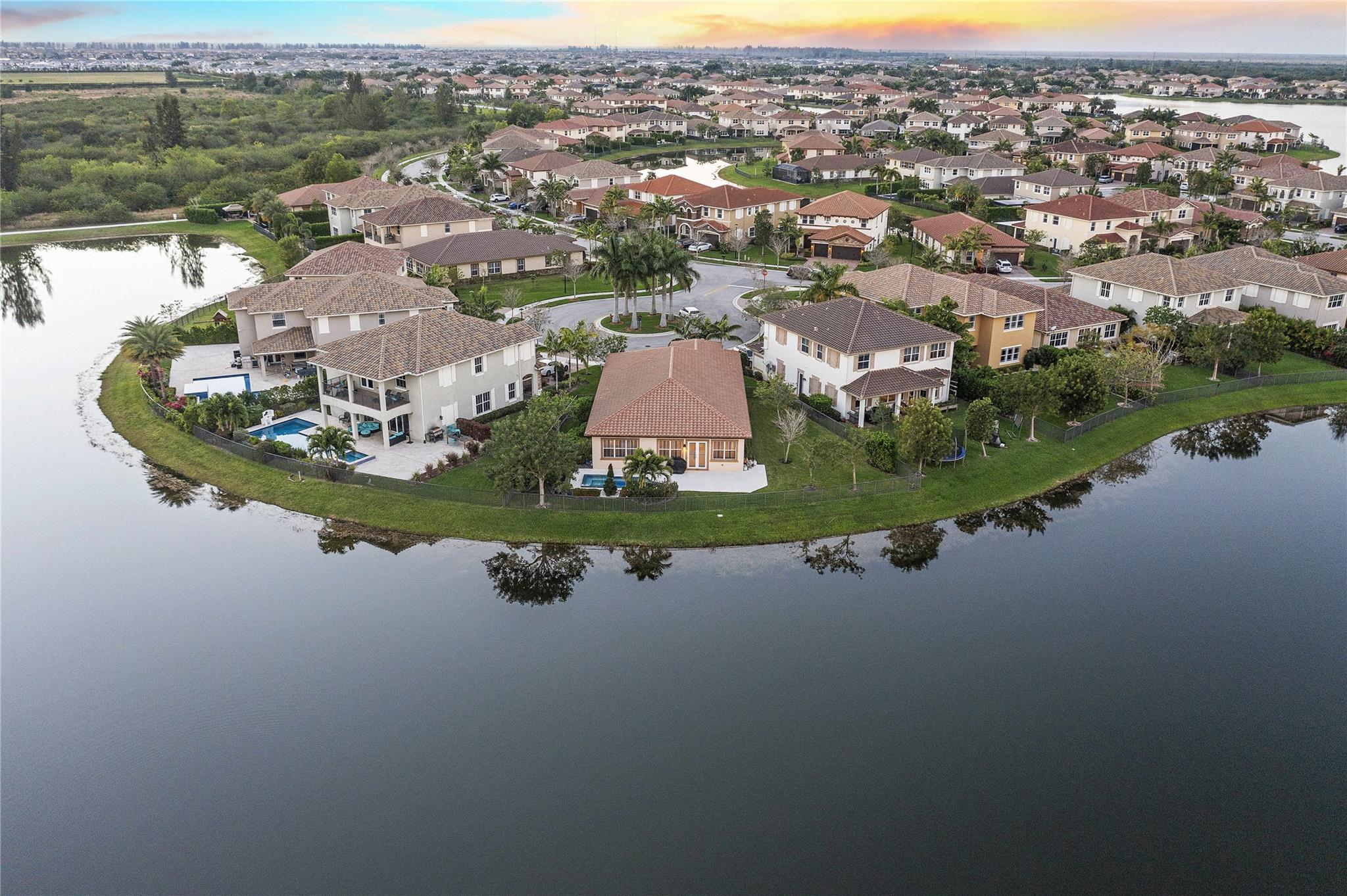 MiraLago - Residential