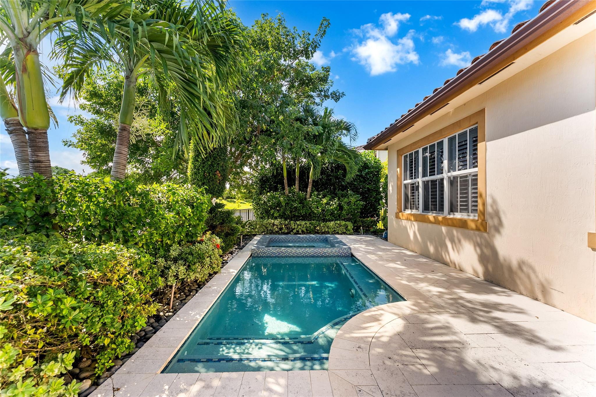 MiraLago - Residential