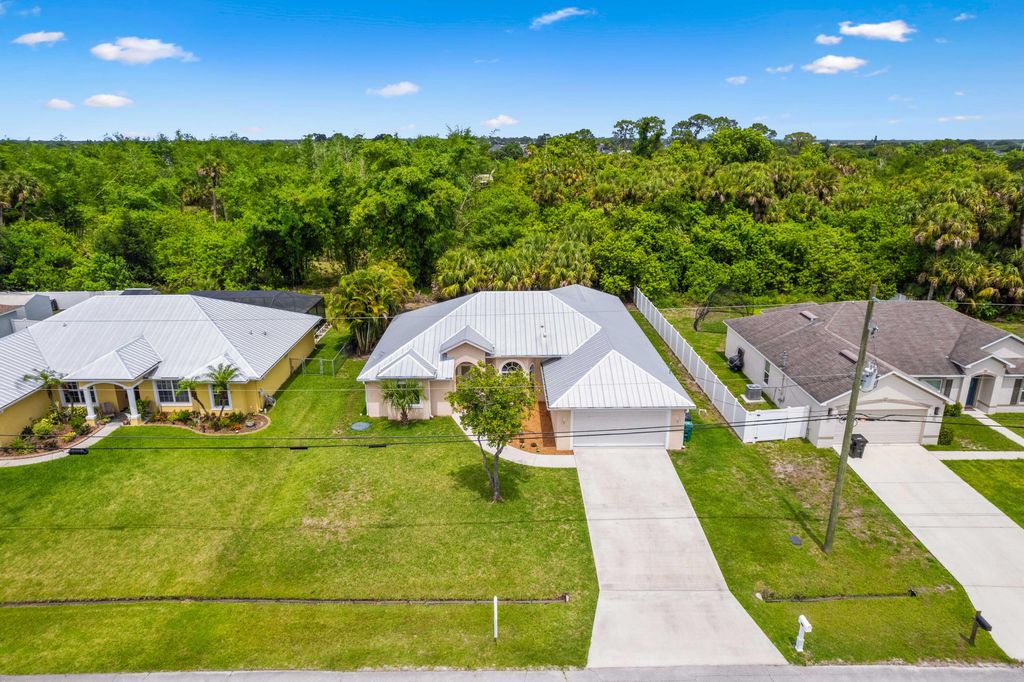 Photo of 4507 SW Wabash Street, Port Saint Lucie, FL 34953 (MLS # R10993247)