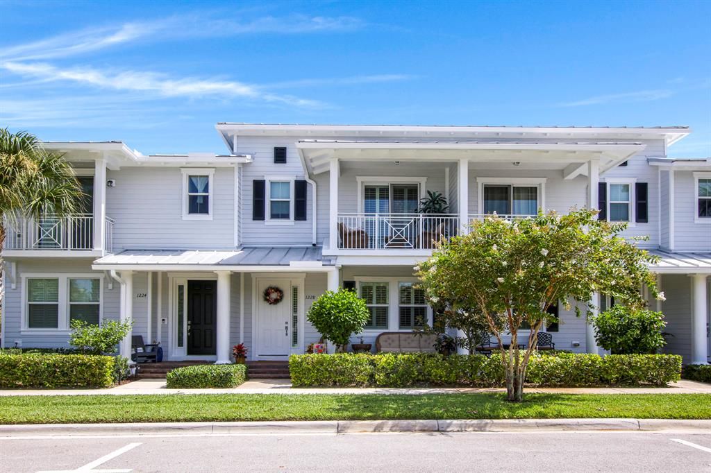 Photo of 1228 Turnbridge Drive, Jupiter, FL 33458 (MLS # R10817020)