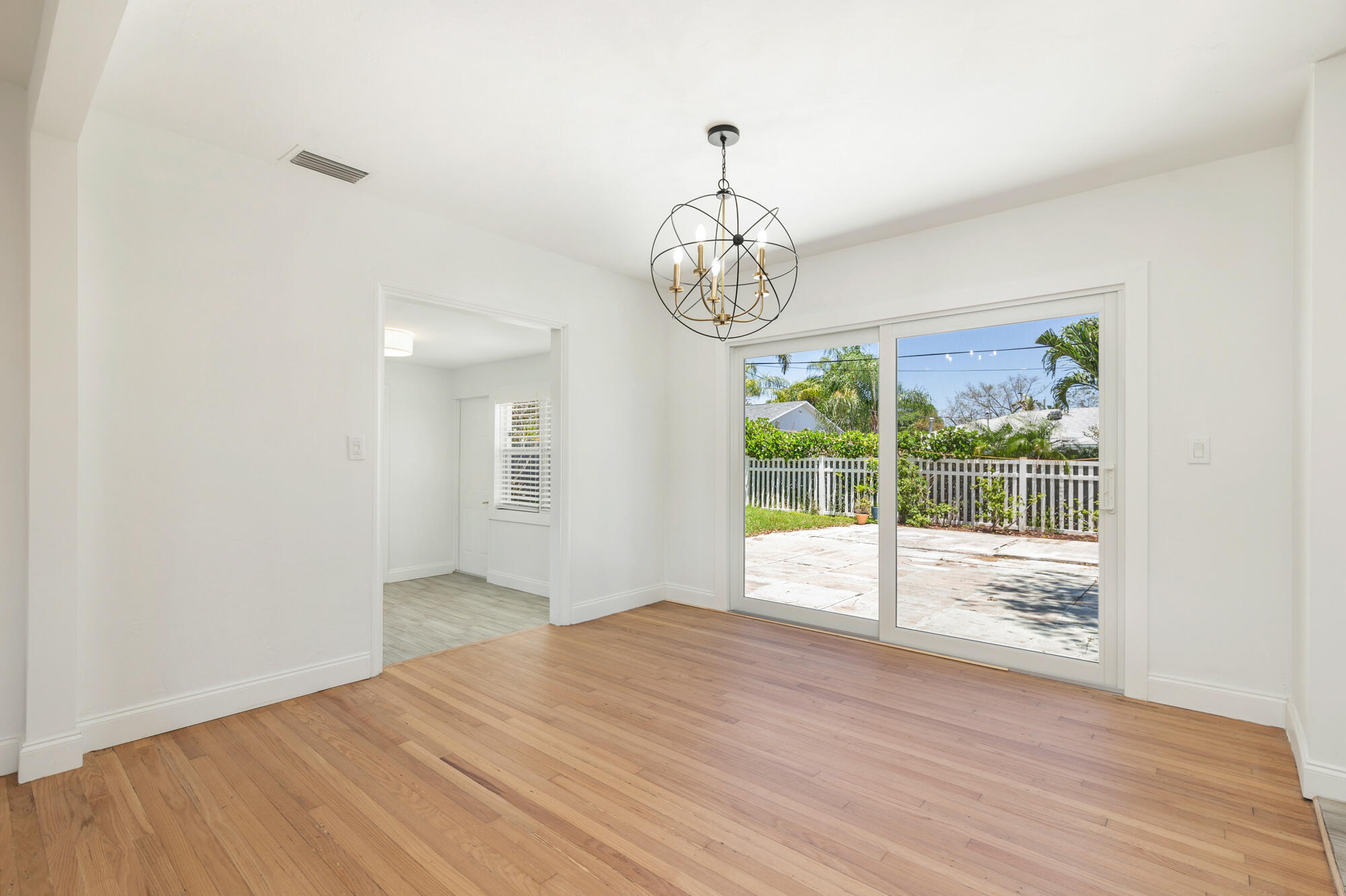 COLLEGE PARK ADD 1 - Residential Lease