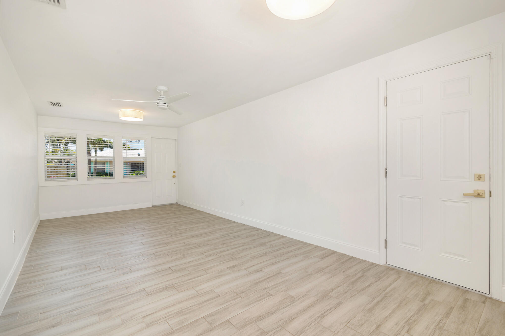 COLLEGE PARK ADD 1 - Residential Lease