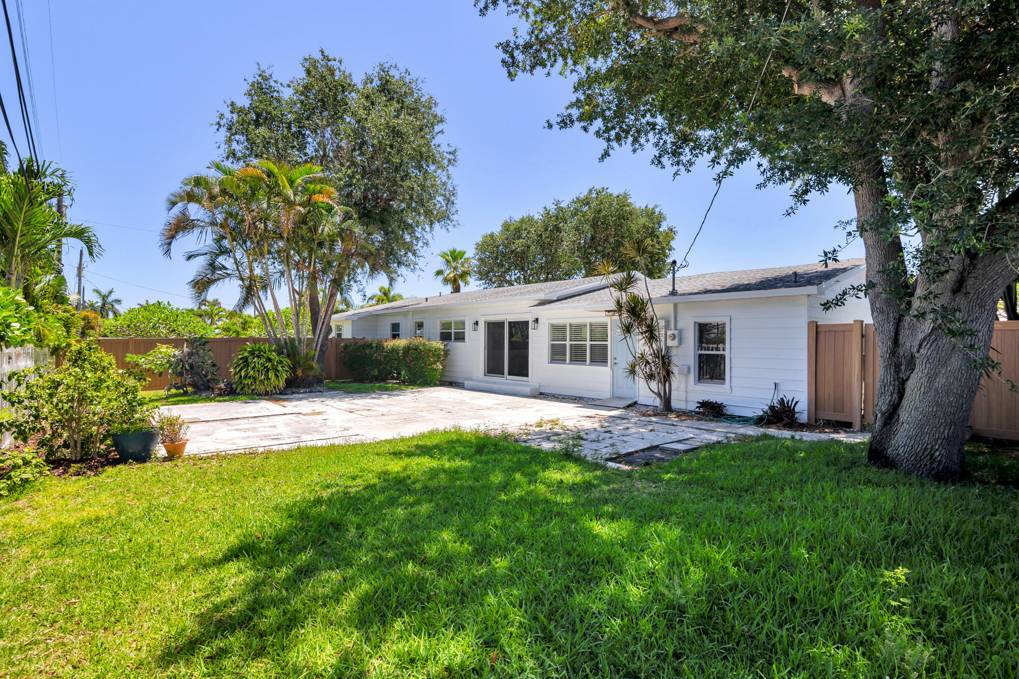 COLLEGE PARK ADD 1 - Residential Lease