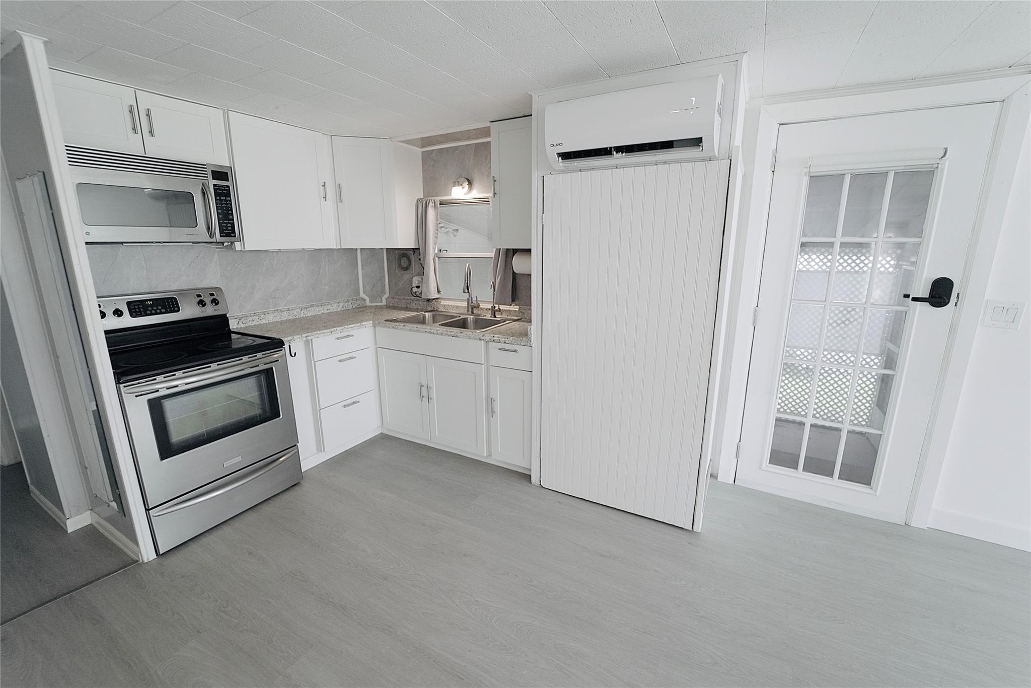 Park City Sec Two 56-25 B - Residential