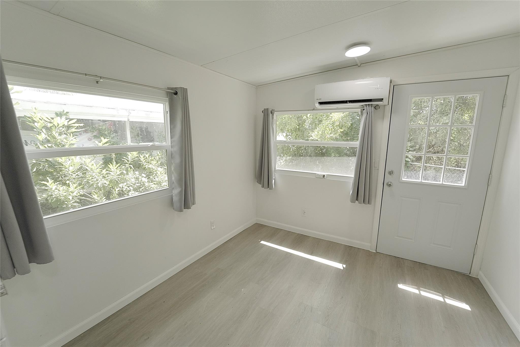 Park City Sec Two 56-25 B - Residential