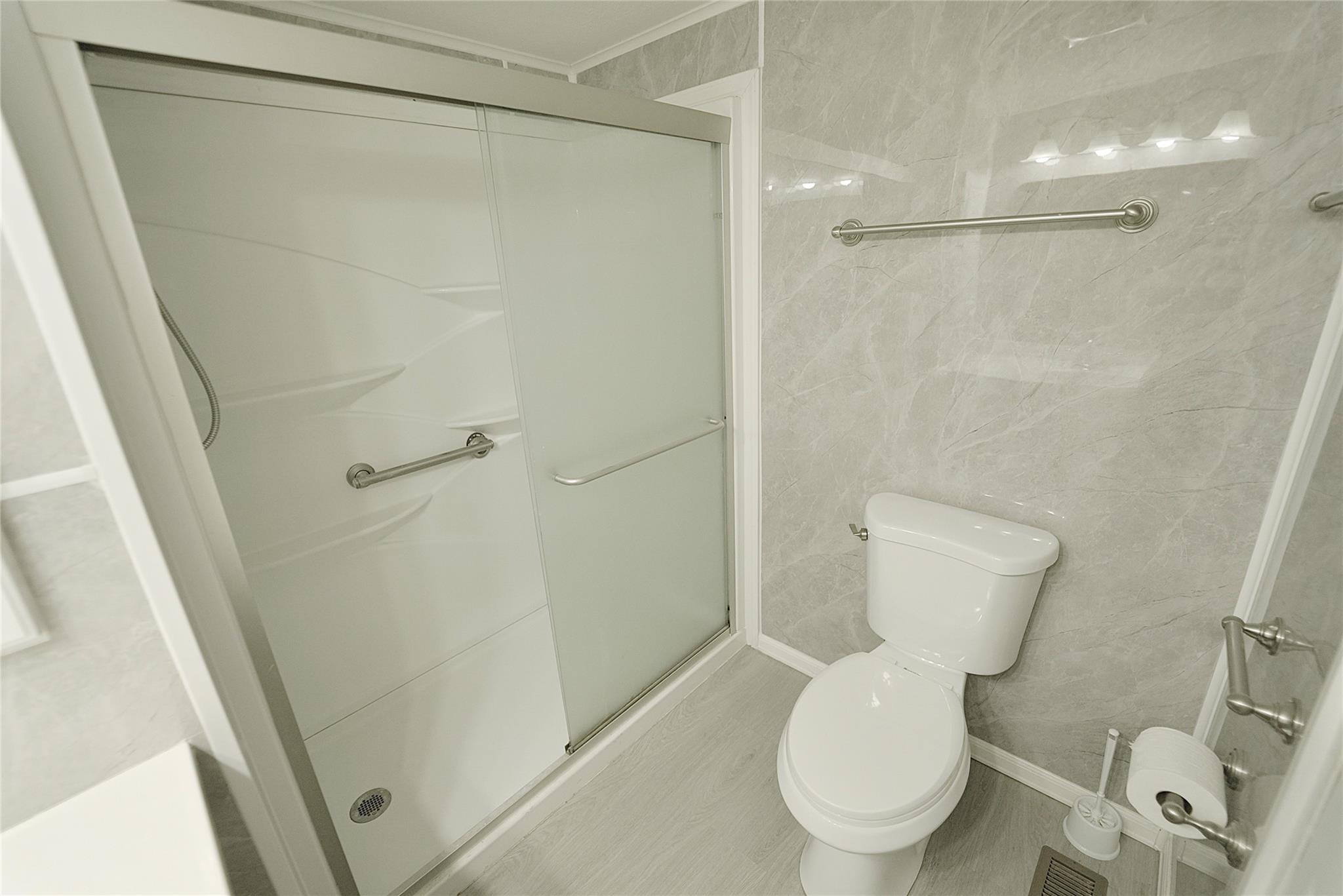 Park City Sec Two 56-25 B - Residential