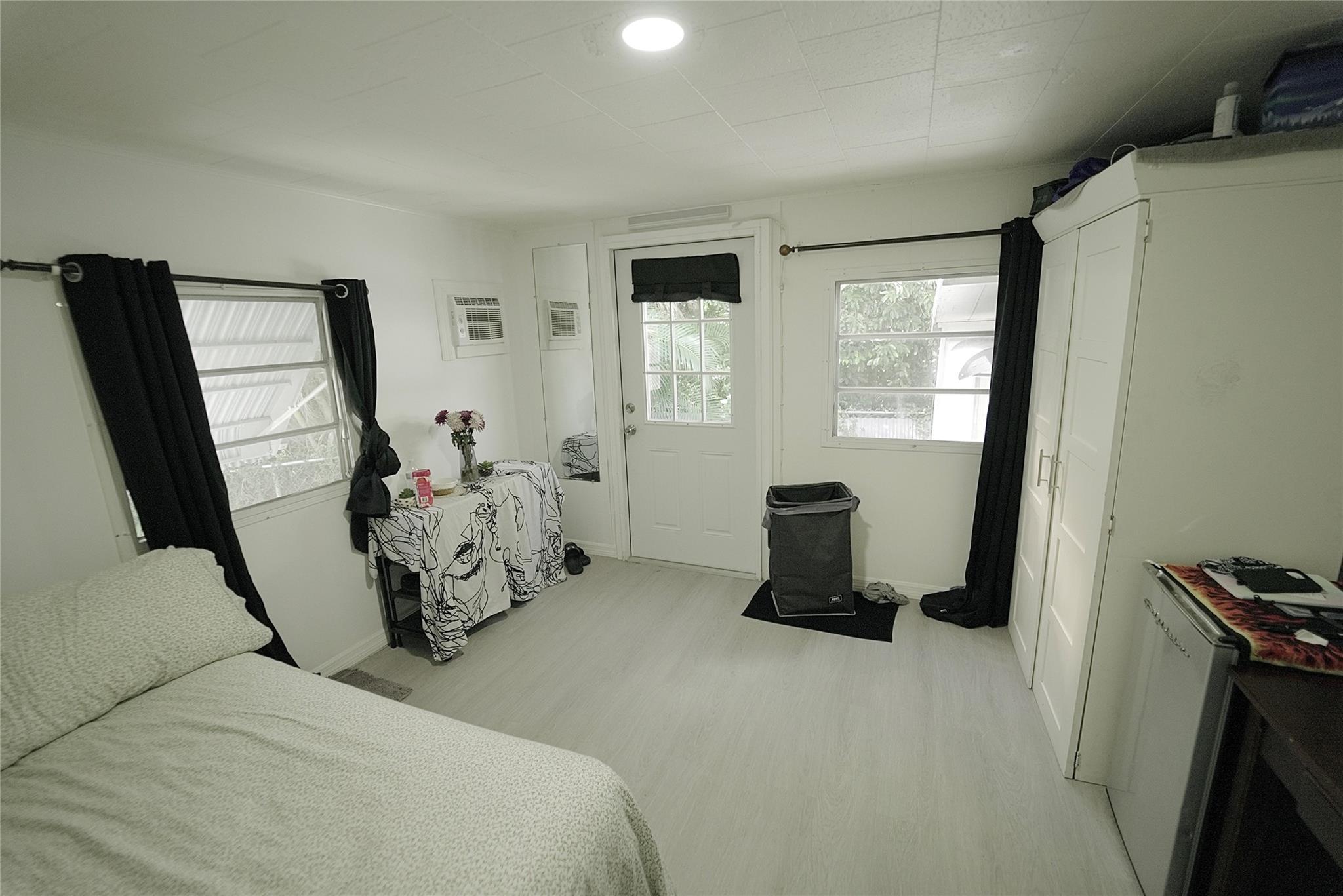 Park City Sec Two 56-25 B - Residential