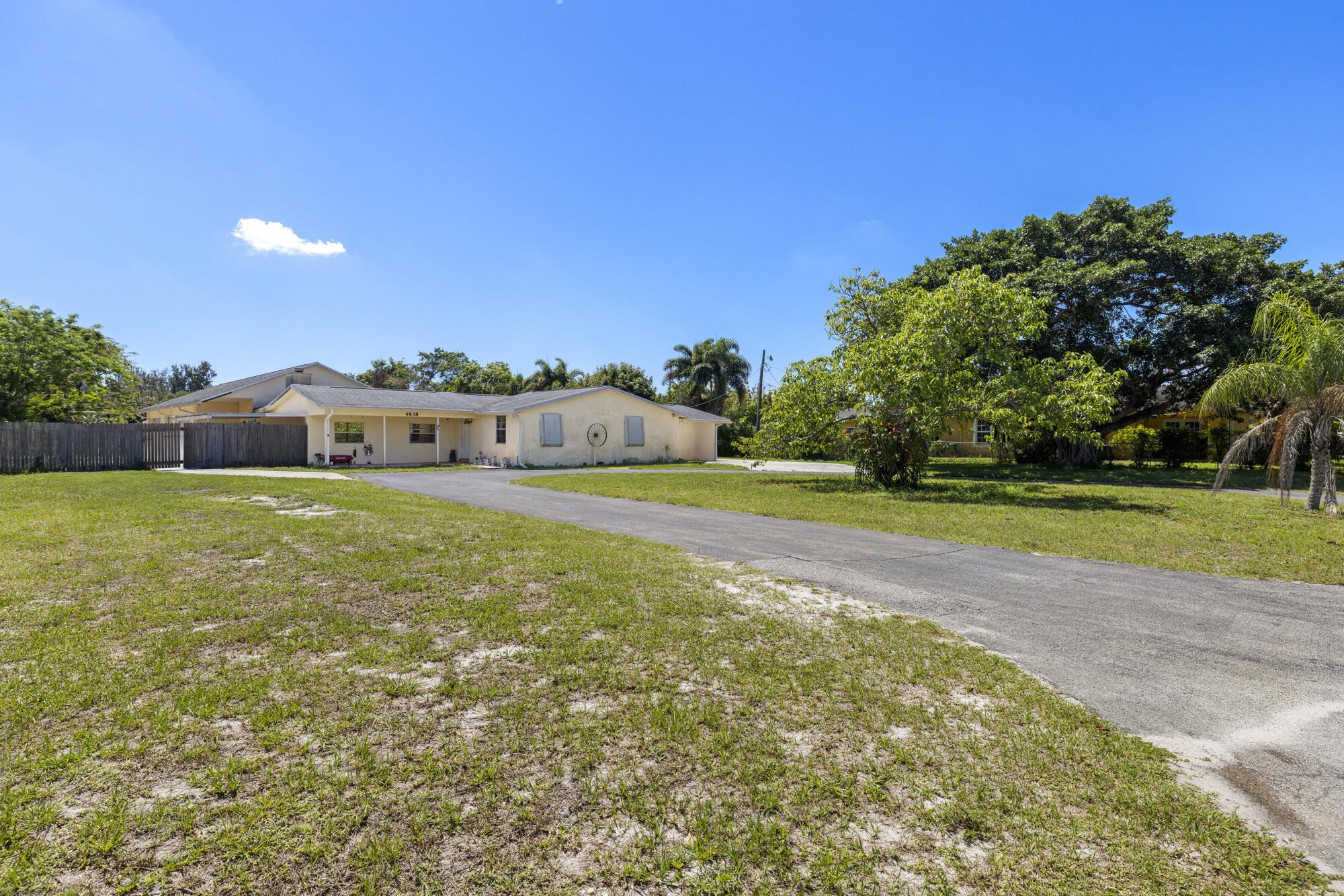 4838 Coconut Road
