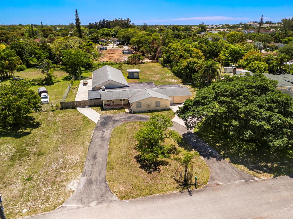 Photo of 4838 Coconut Road, Lake Worth, FL 33461 (MLS # R11070789)