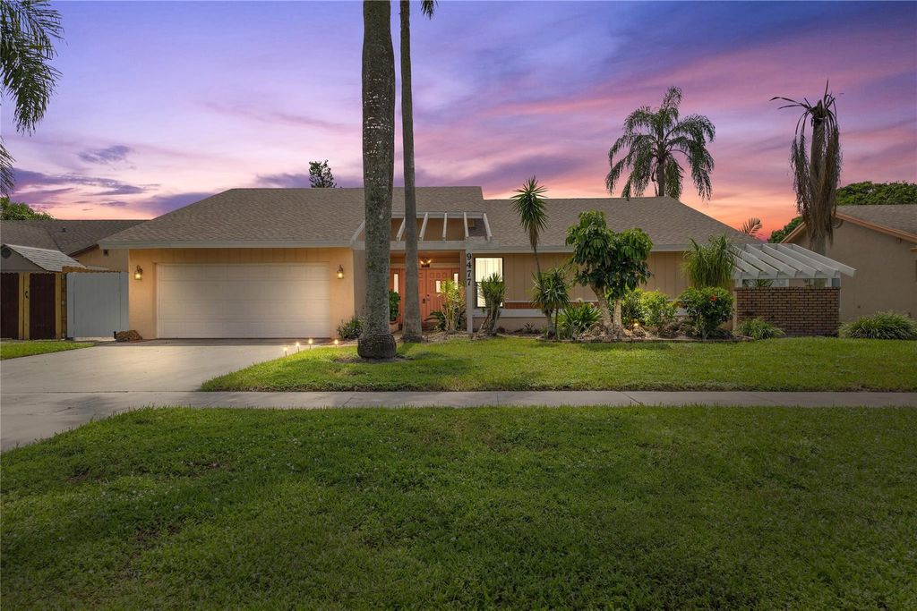 Photo of 9477 Burlington Place, Boca Raton, FL 33434 (MLS # F10527806)