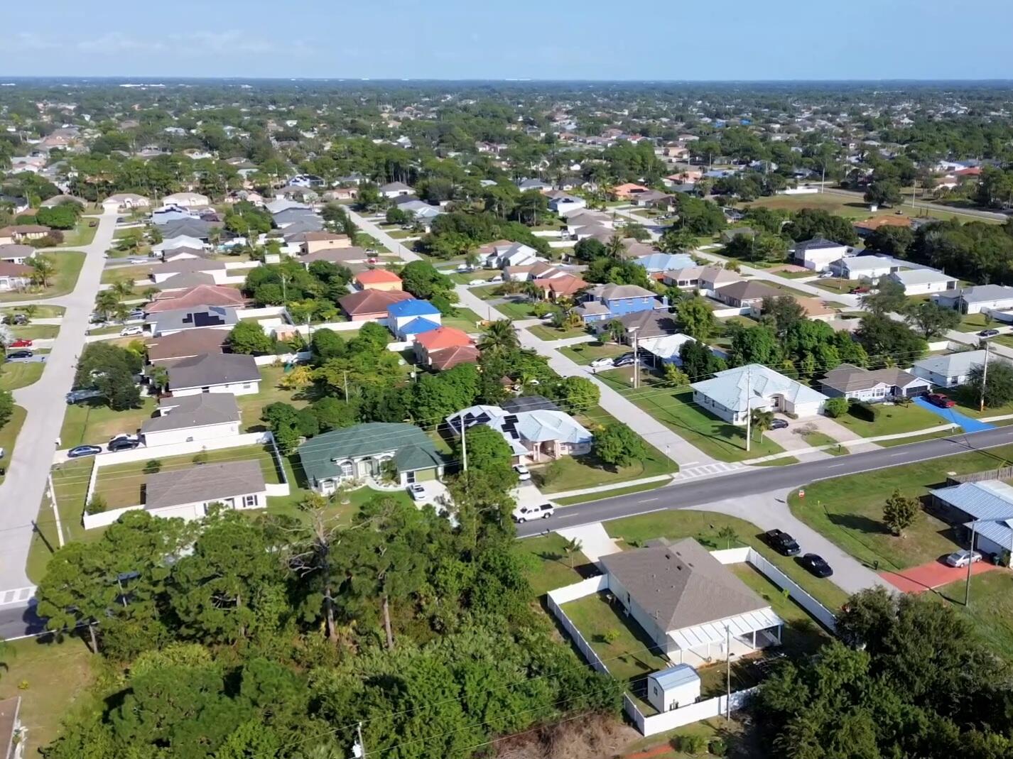 PORT ST LUCIE SECTION 33 - Residential