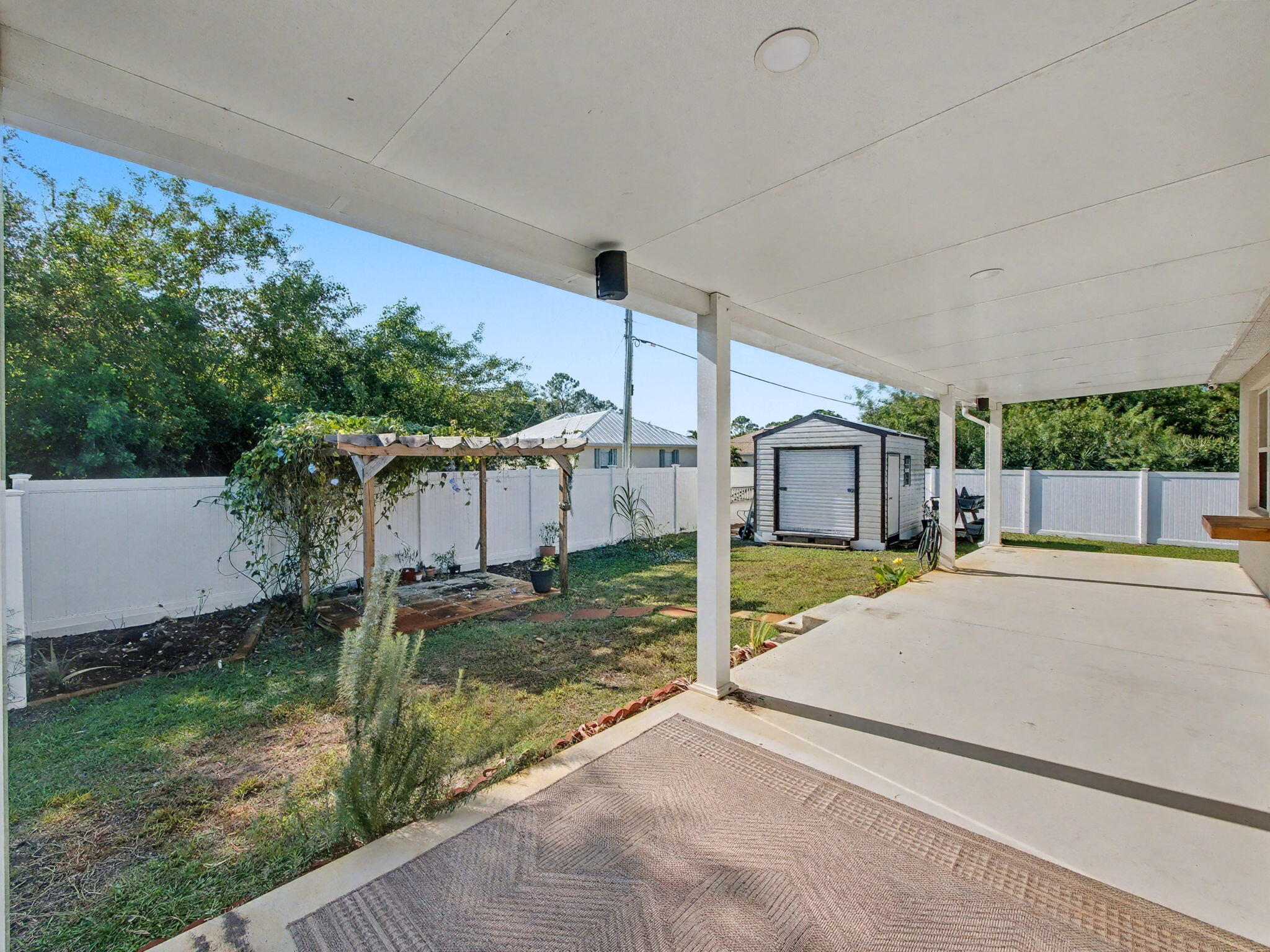 PORT ST LUCIE SECTION 33 - Residential