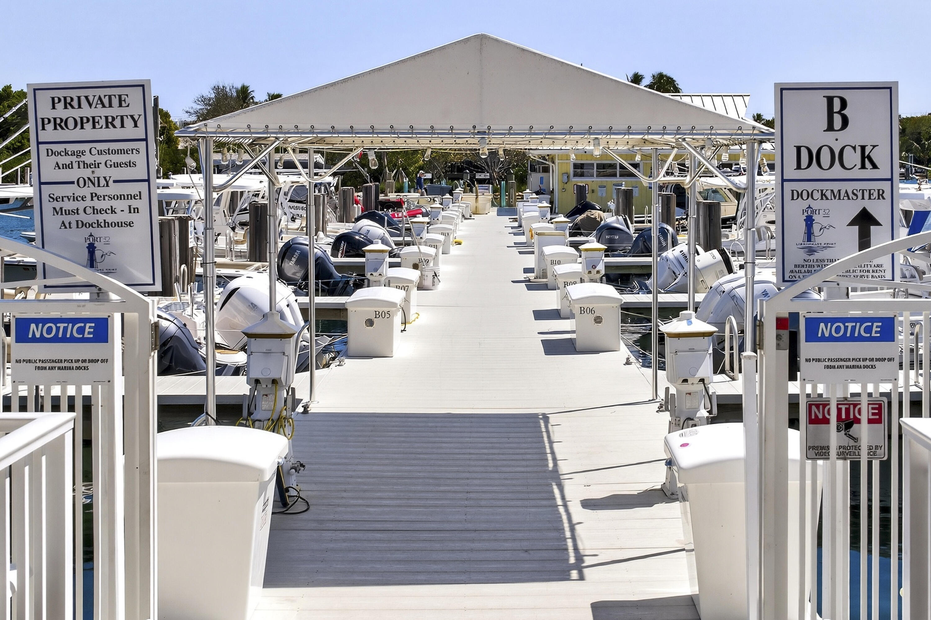 LIGHTHOUSE POINT FIRST SE - Residential