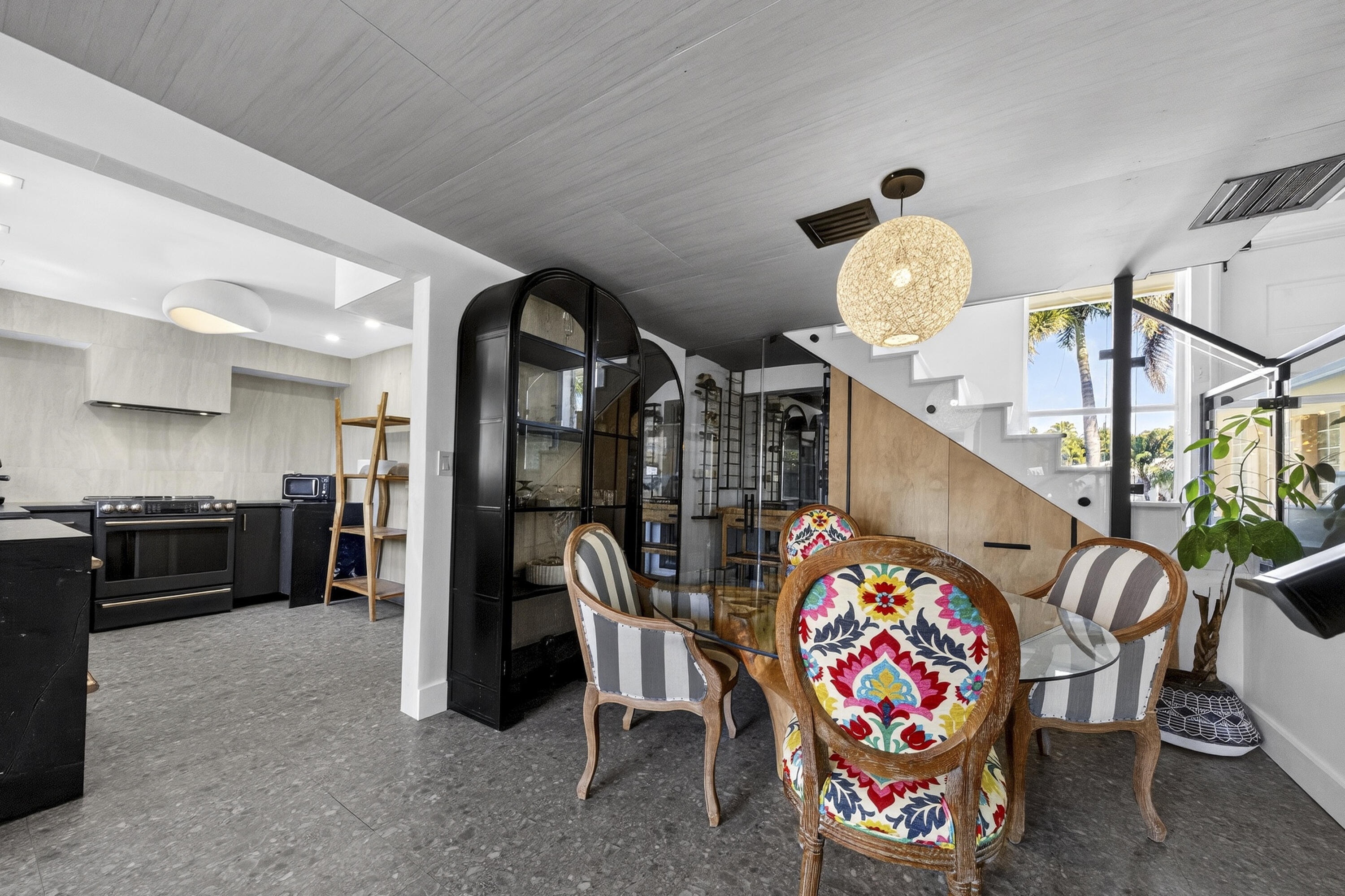 LIGHTHOUSE POINT FIRST SE - Residential