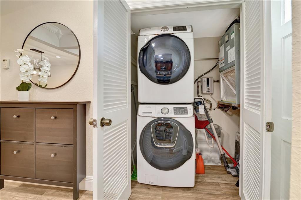 Hilton Terrace - Residential