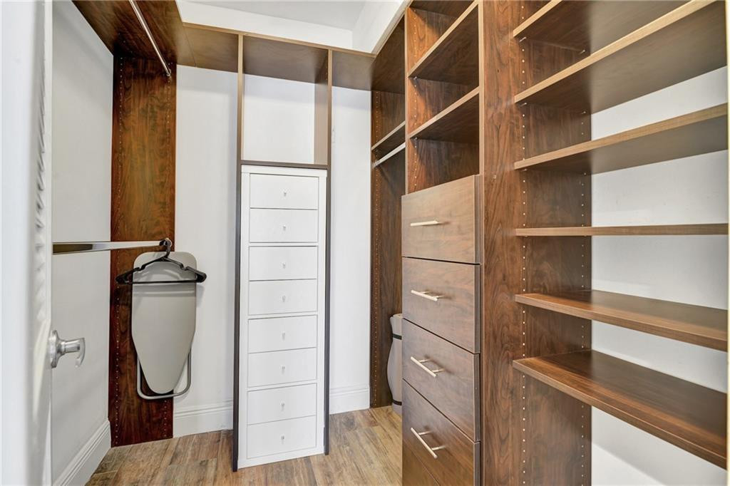 Hilton Terrace - Residential