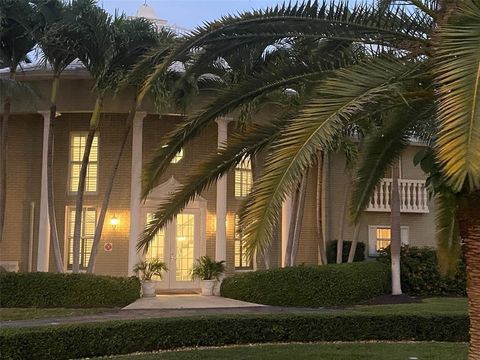 3201 NE 36th Street 17 Fort Lauderdale FL 33308