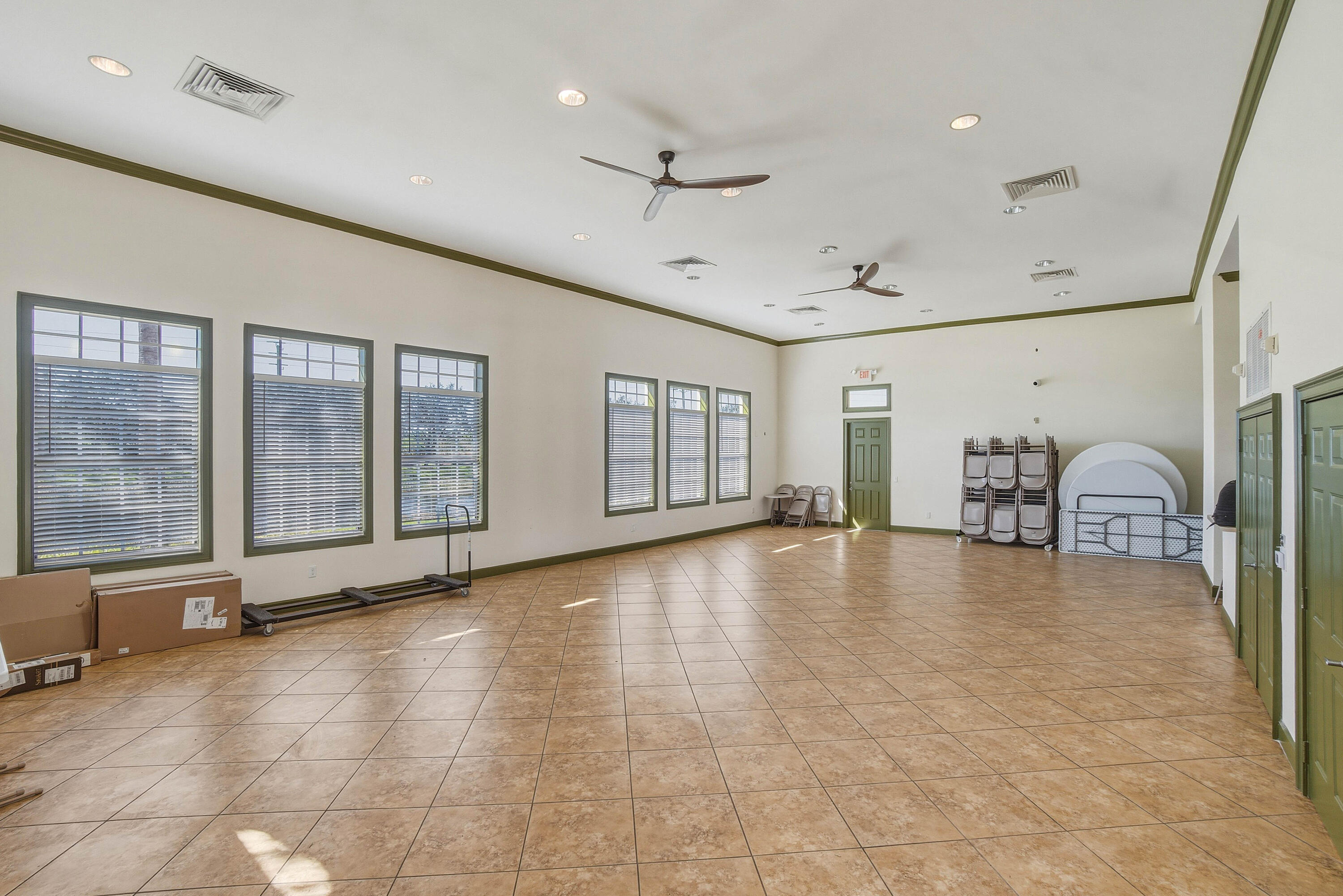 GREEN CAY VILLAGE - Residential Lease