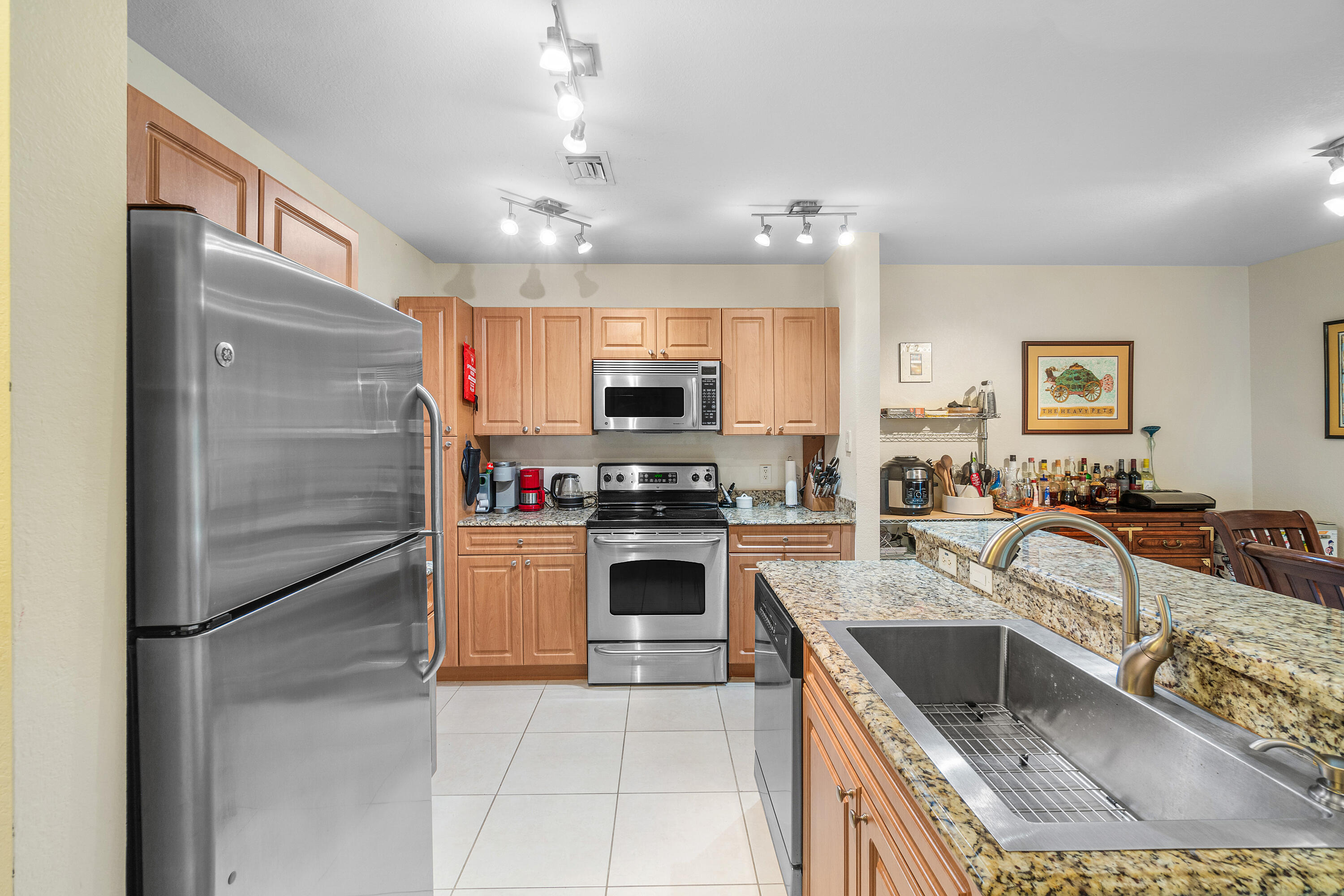 GREEN CAY VILLAGE - Residential Lease