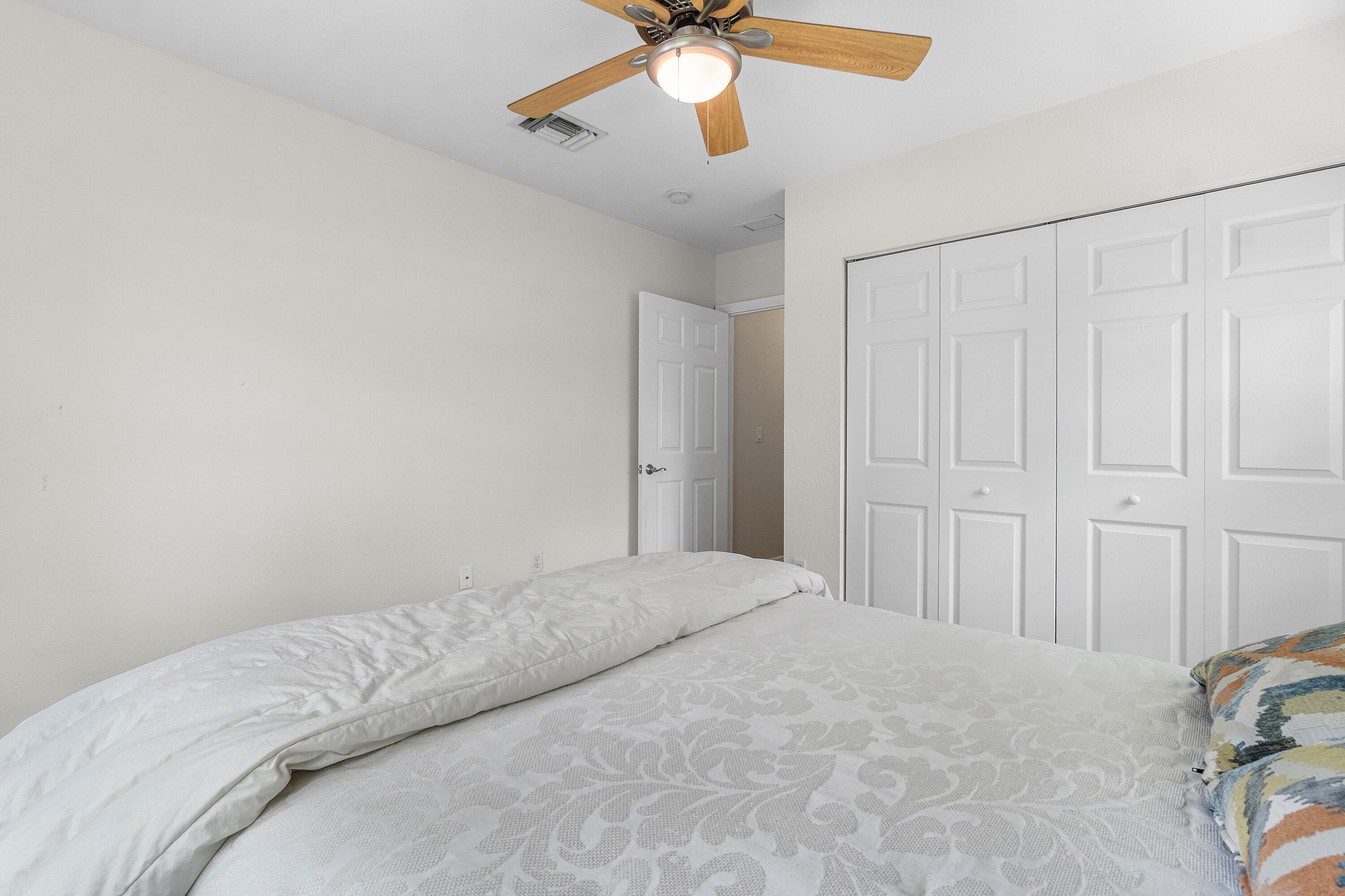 GREEN CAY VILLAGE - Residential Lease