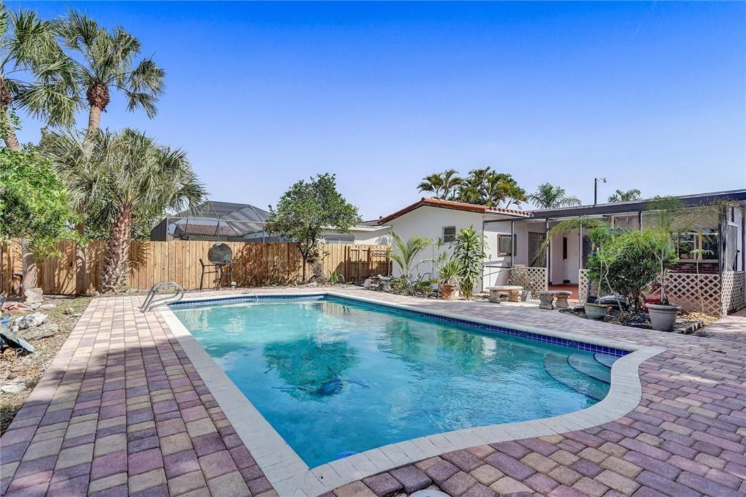 Hollywood Hills Amd 6-31 - Residential