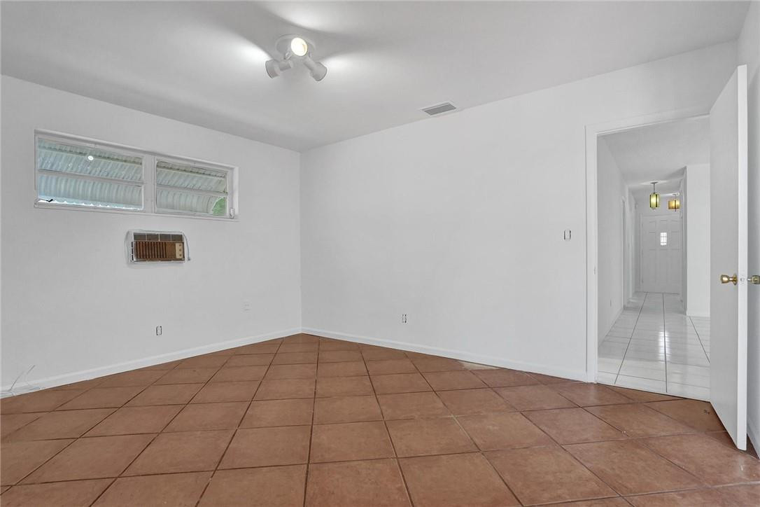 Hollywood Hills Amd 6-31 - Residential