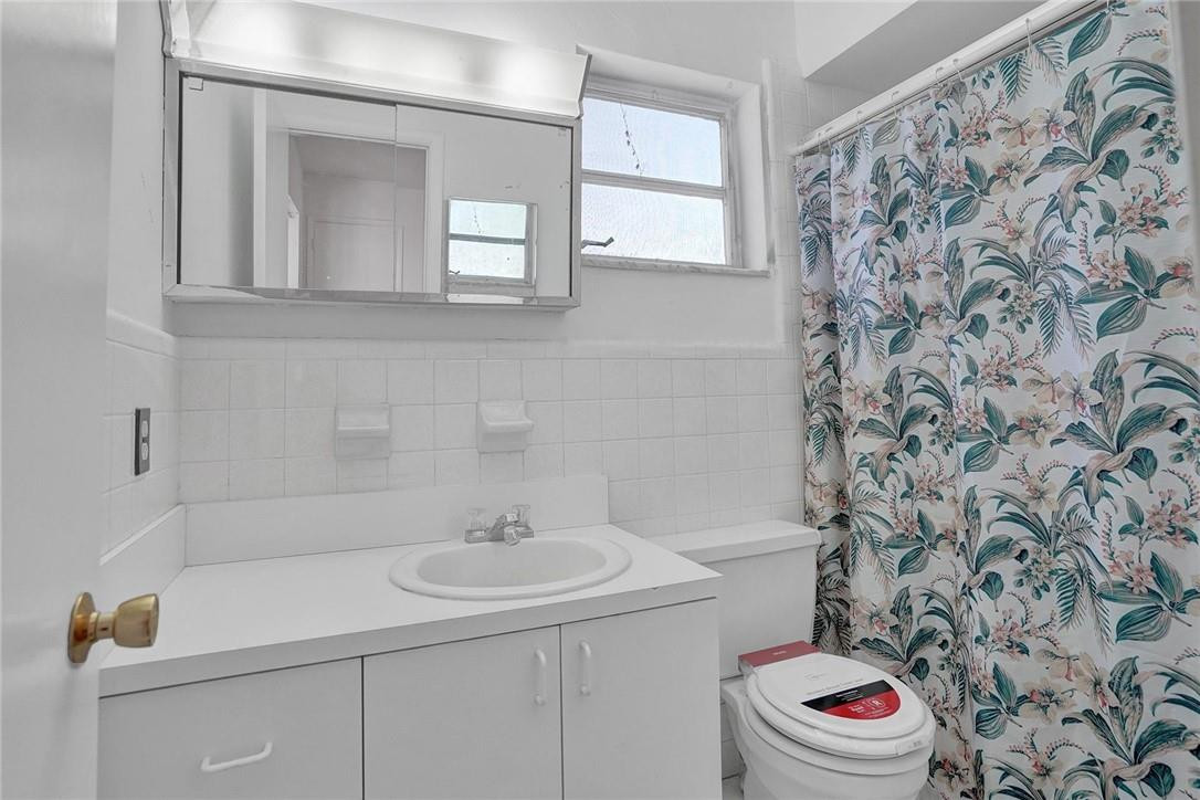 Hollywood Hills Amd 6-31 - Residential