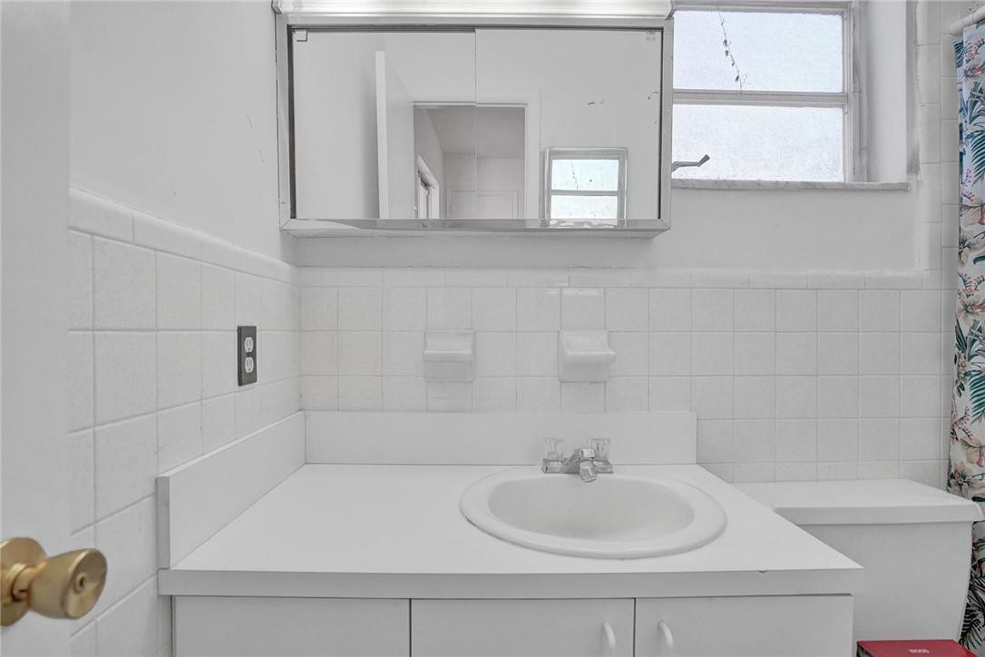 Hollywood Hills Amd 6-31 - Residential