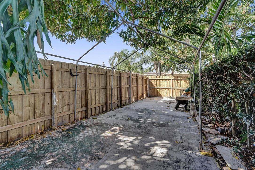 Hollywood Hills Amd 6-31 - Residential