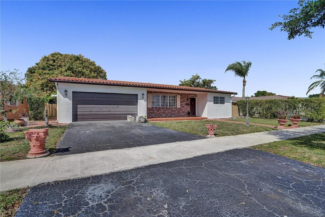 Hollywood Hills Amd 6-31 - Residential