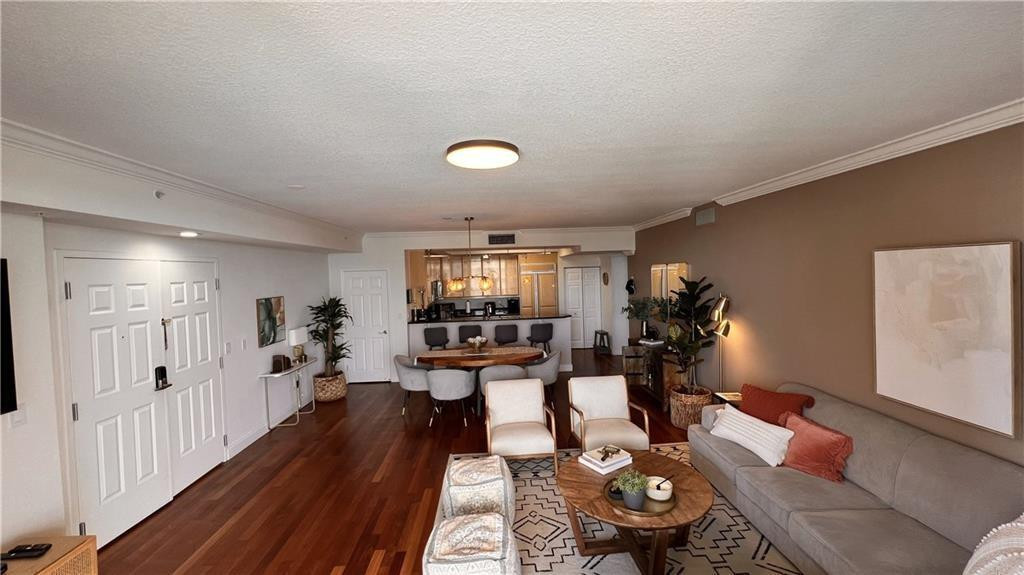 JACKSON TOWER LAS OLAS CONDO - Residential