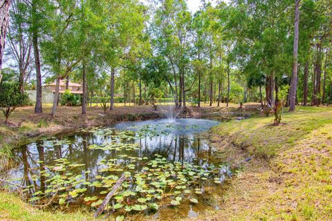 A home in Loxahatchee