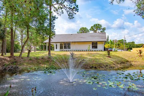 A home in Loxahatchee