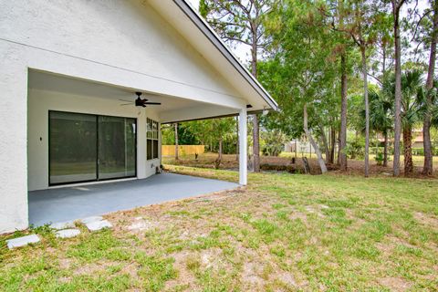 A home in Loxahatchee