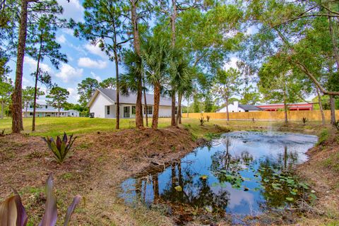 A home in Loxahatchee