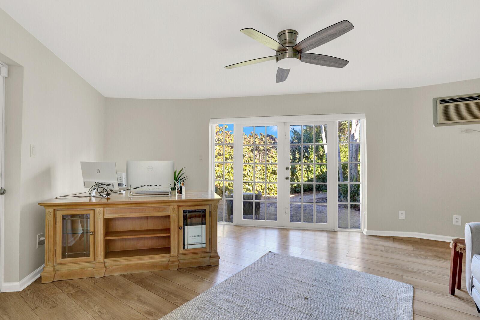 Intracoastal Park - Residential