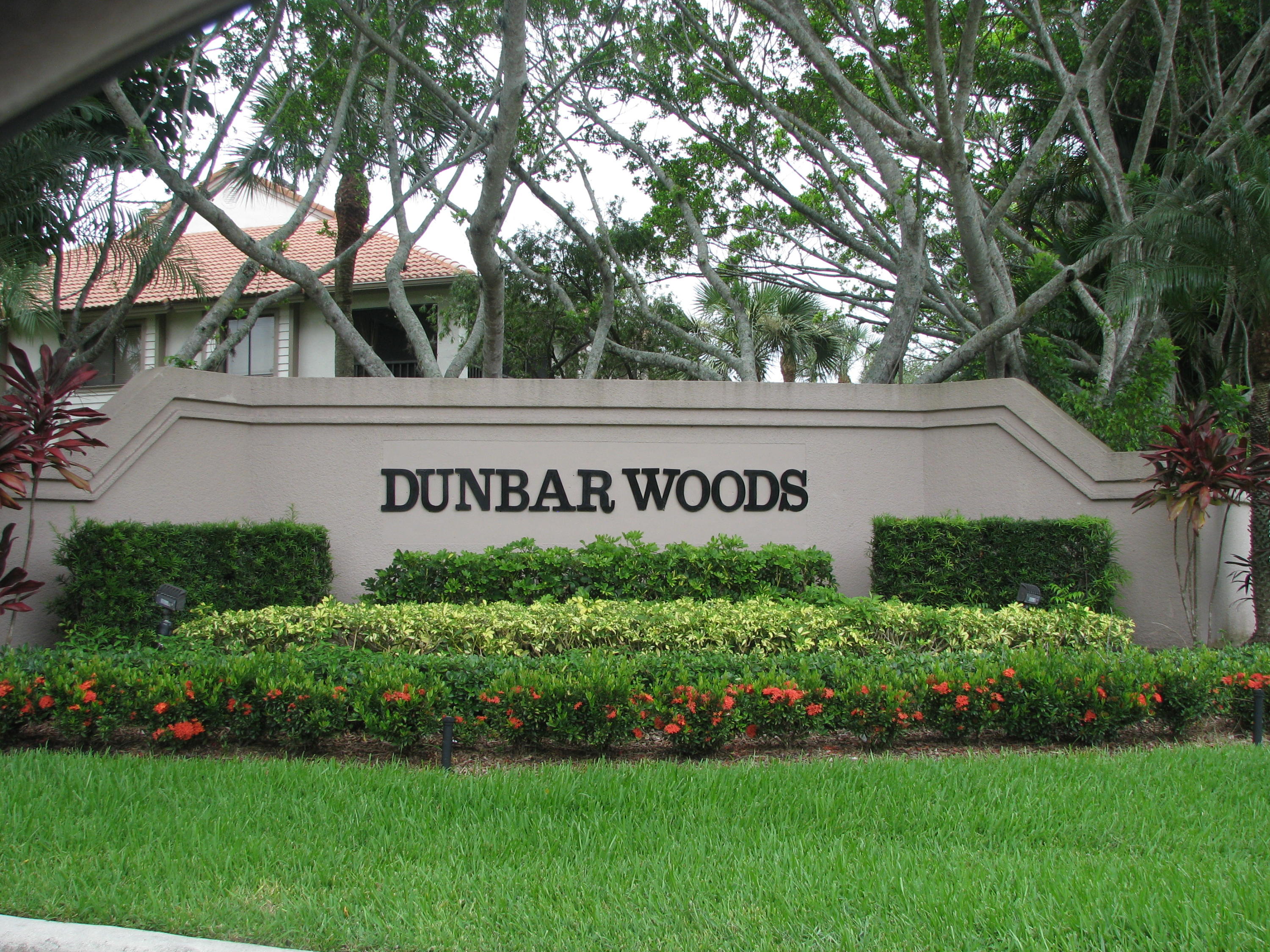 DUNBAR WOODS CONDO 4 - Residential Lease