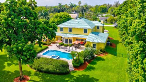 Tiny photo for 11651 SW 3rd Street, Plantation, FL 33325 (MLS # B26051154)
