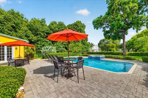 Tiny photo for 11651 SW 3rd Street, Plantation, FL 33325 (MLS # B26051154)