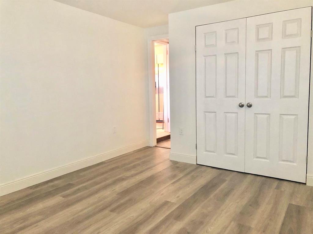 PALM BEACH SQUARE UNIT 4 - Residential