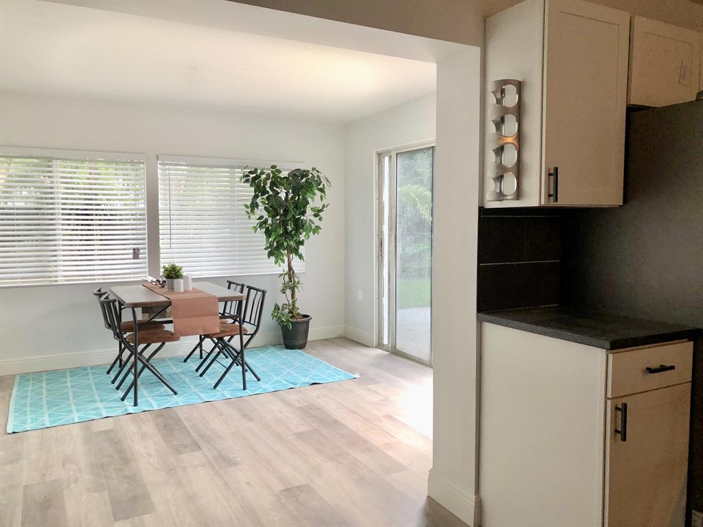 PALM BEACH SQUARE UNIT 4 - Residential