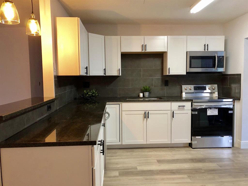 PALM BEACH SQUARE UNIT 4 - Residential