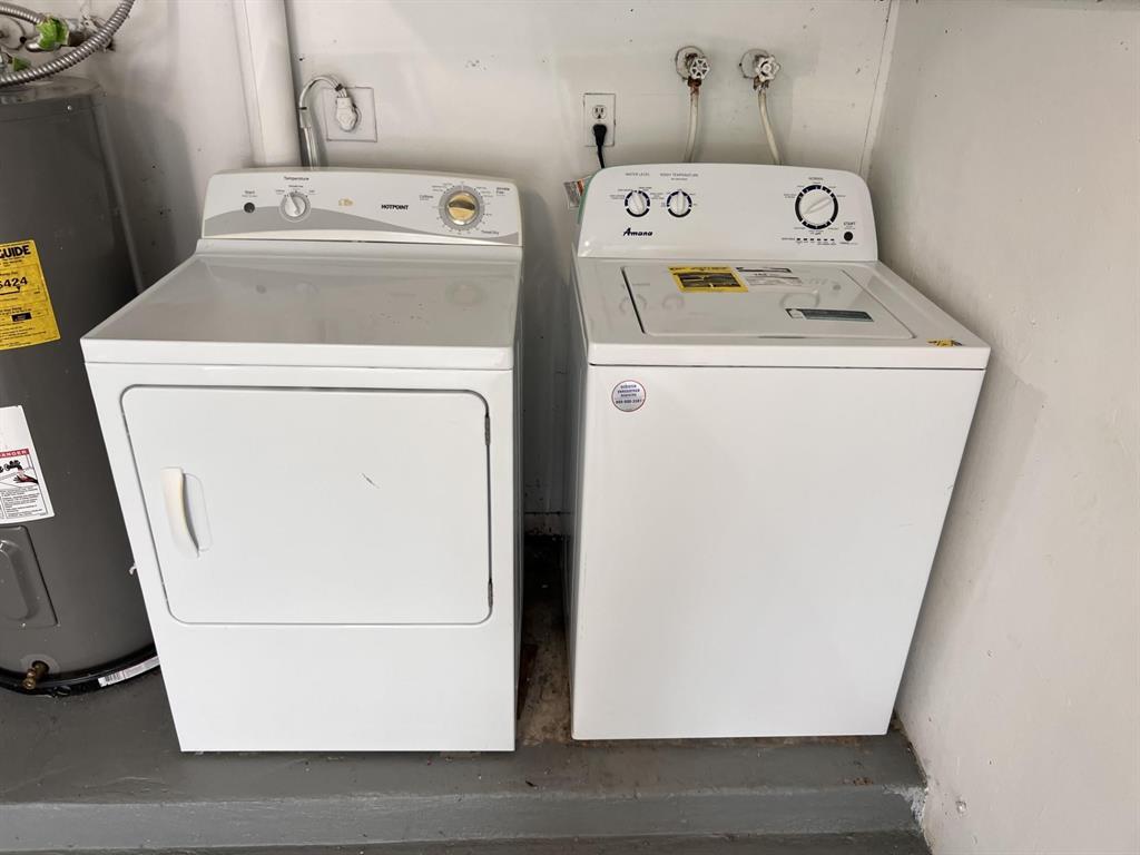 FOREST HILLS SOUTH - Residential Lease