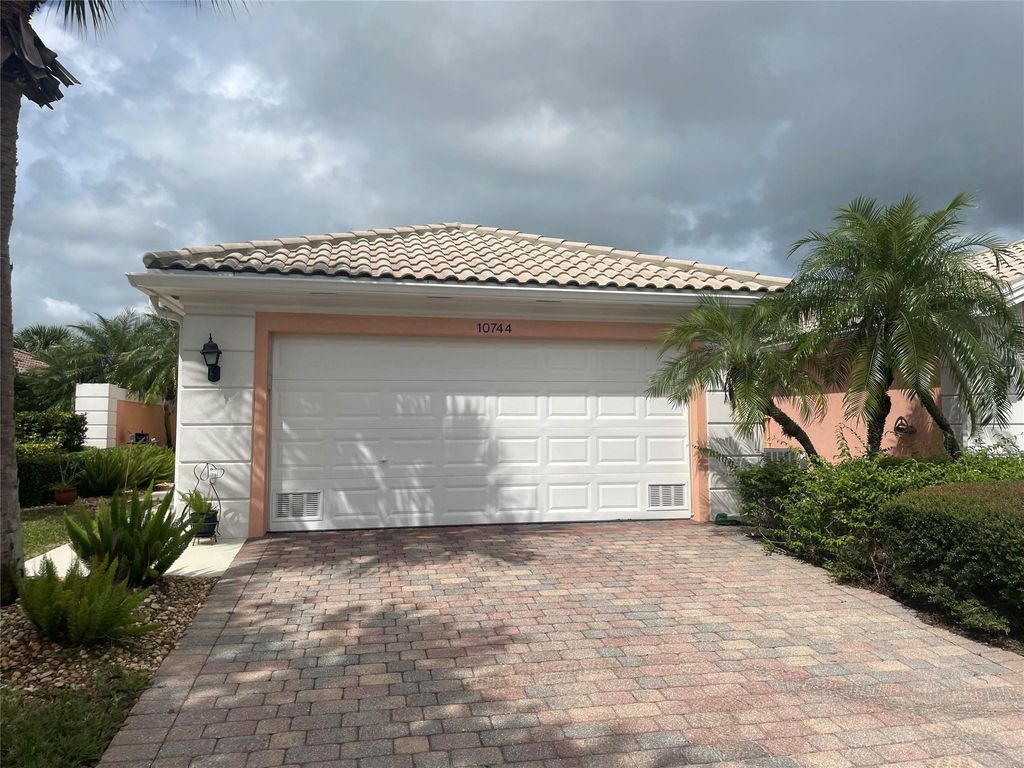 Photo of 10744 SW Elsinore Drive, Port Saint Lucie, FL 34987 (MLS # B26011674)