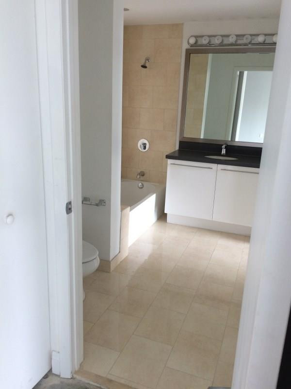 THE IVY CONDO AT RIVERSID - Residential Lease